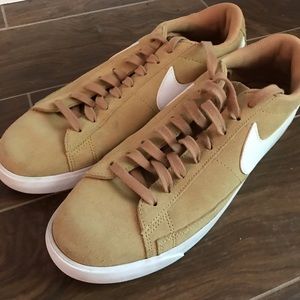 Nike Blazer Low